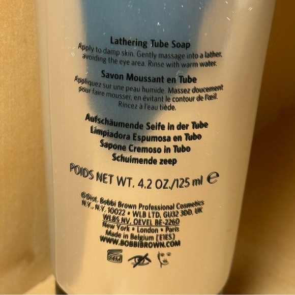NIB Bobbi Brown Lathering Tube Soap - 4.2 oz - Picture 12 of 12